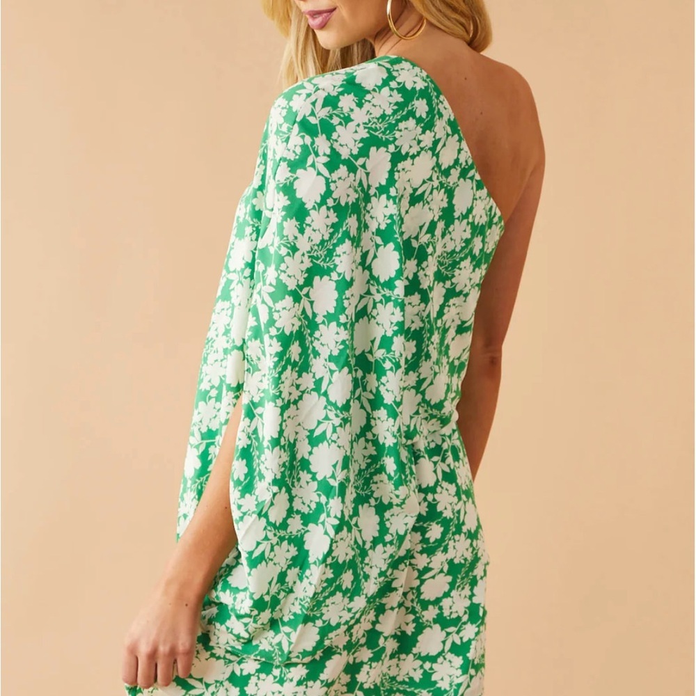 Mittoshoppe Green and White one shoulder dress